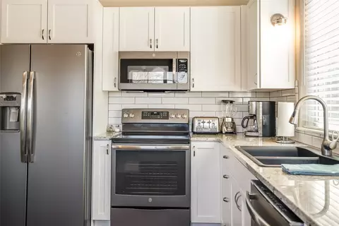 Kitchen - 442 4th Ave E, Kalispell, MT 59901 photo 9 of 9