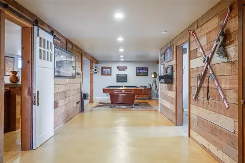 Entry Way - 442 4th Ave E, Kalispell, MT 59901 photo 4 of 6