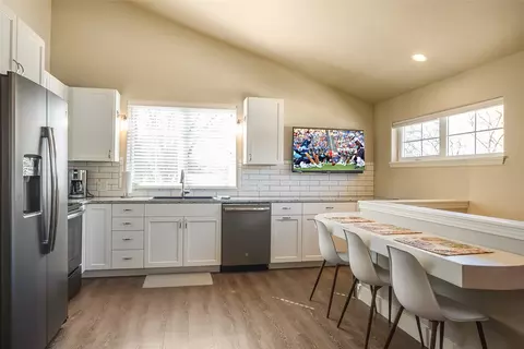 Kitchen - 442 4th Ave E, Kalispell, MT 59901 photo 7 of 9