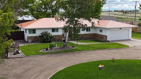 615 6th Ave E, Gildford, MT 59525