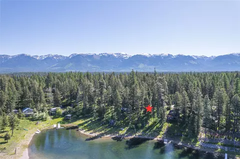 828 Abbot Vlg, Bigfork, MT 59911
