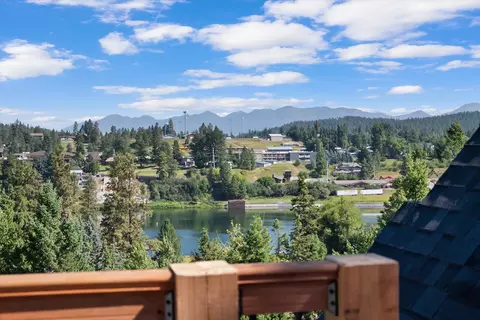 215 Whisper Ridge Dr, Bigfork, MT 59911