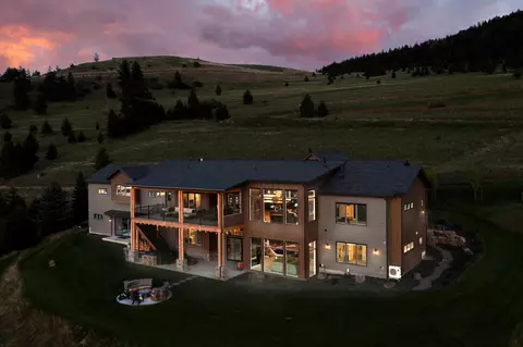 1133 Pacific Dr, Missoula, MT 59803