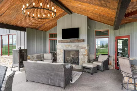 Exterior - 45331 Turnquist Rd, Ronan, MT 59864 photo 9 of 15