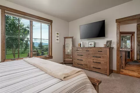 Bedroom - 45331 Turnquist Rd, Ronan, MT 59864 photo 4 of 9