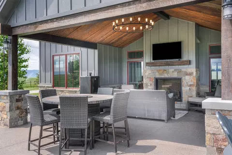Exterior - 45331 Turnquist Rd, Ronan, MT 59864 photo 8 of 15
