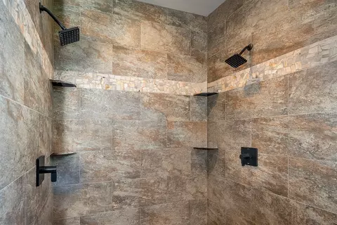 Bath - 45331 Turnquist Rd, Ronan, MT 59864 photo 3 of 5