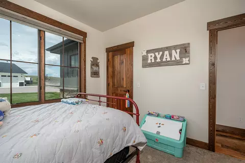 Bedroom - 45331 Turnquist Rd, Ronan, MT 59864 photo 6 of 9