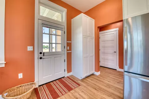 Entry Way - 306 Mansion View Loop, Hamilton, MT 59840 photo 2 of 3