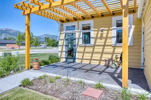 Exterior - 306 Mansion View Loop, Hamilton, MT 59840 photo 8 of 15