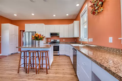 Kitchen - 306 Mansion View Loop, Hamilton, MT 59840 photo 7 of 7