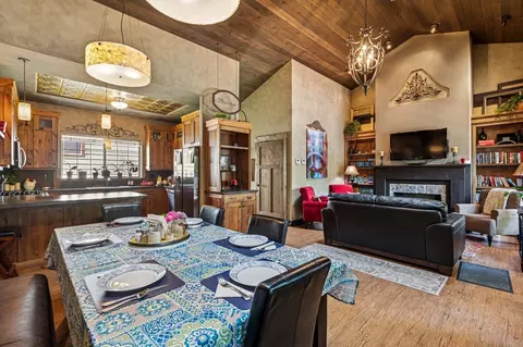 Dining - 119 5th Ave W, Kalispell, MT 59901 photo 1 of 3
