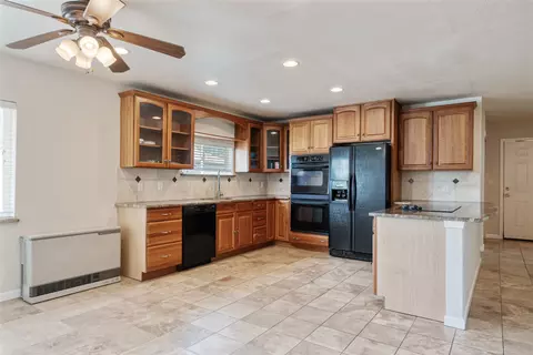 Kitchen - 239 Drummond Frontage Rd, Drummond, MT 59832 photo 2 of 4