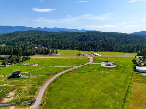 View/Area - 164 River Ranch Rd, Whitefish, MT 59937 photo 7 of 9