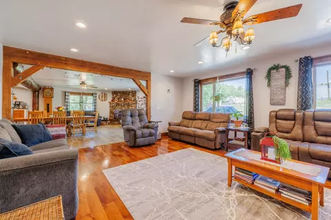 Living - 58 Gilman Rd, Garrison, MT 59731 photo 4 of 5