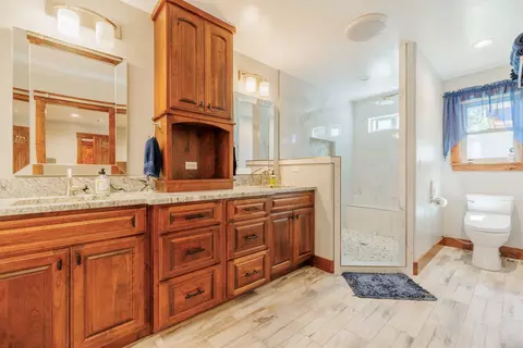 Bath - 58 Gilman Rd, Garrison, MT 59731 photo 2 of 7