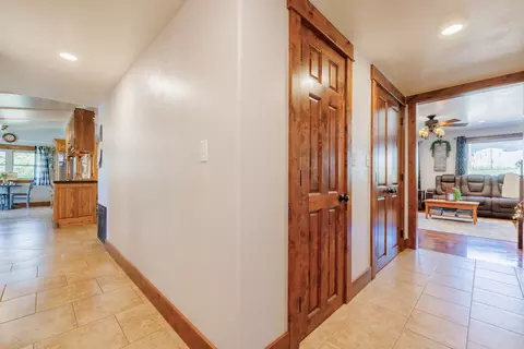 Entry Way - 58 Gilman Rd, Garrison, MT 59731 photo 9 of 14