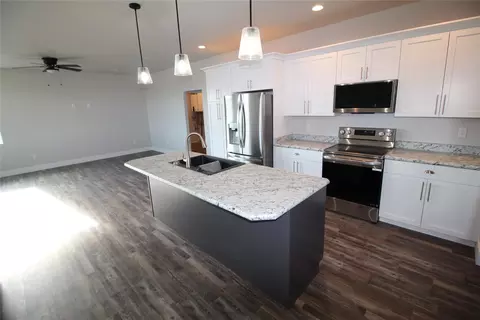 Kitchen - 600 Mountain View Dr, Cascade, MT 59421 photo 2 of 4