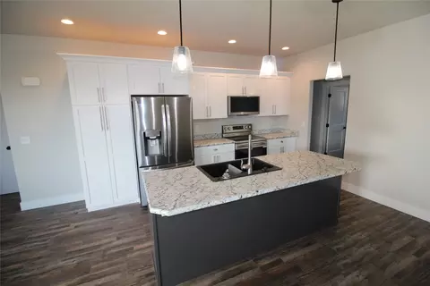 Kitchen - 600 Mountain View Dr, Cascade, MT 59421 photo 1 of 4
