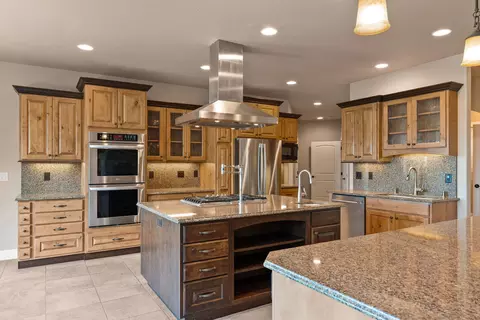 Kitchen - 149 Monet Rd, Lakeside, MT 59922 photo 2 of 5