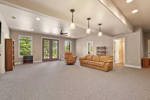 Living - 149 Monet Rd, Lakeside, MT 59922 photo 8 of 8
