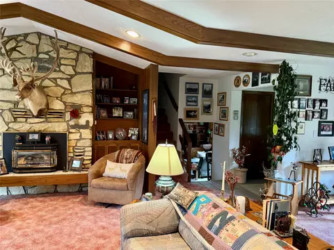 Living - 260 Luscher Dr, Libby, MT 59923 photo 2 of 7