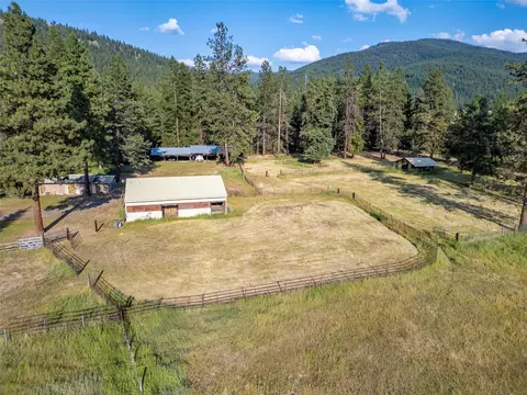 Exterior - 260 Luscher Dr, Libby, MT 59923 photo 3 of 14