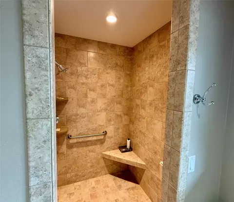 Bath - 260 Luscher Dr, Libby, MT 59923 photo 9 of 9