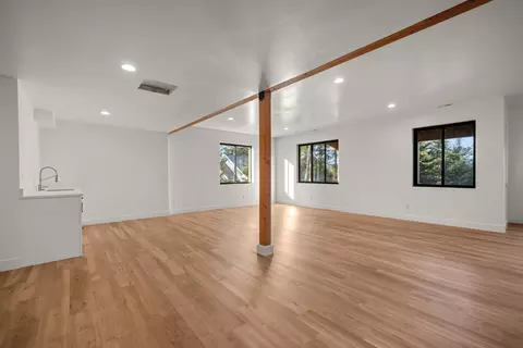 Living - 175 Wulff Ln, Lakeside, MT 59922 photo 12 of 15