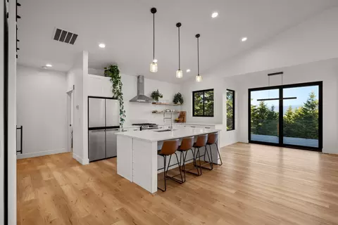 Kitchen - 175 Wulff Ln, Lakeside, MT 59922 photo 1 of 6