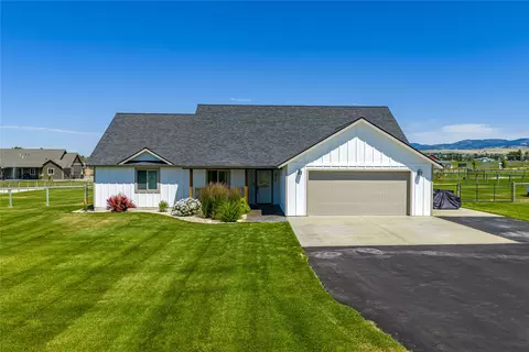 870 Chieftain Ct, Stevensville, MT 59870