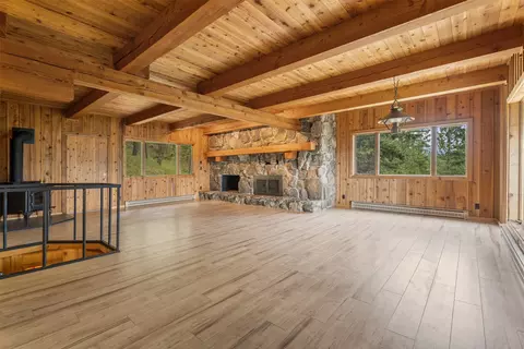 Living - 714 Eagles Roost Ln, Hamilton, MT 59840 photo 2 of 5