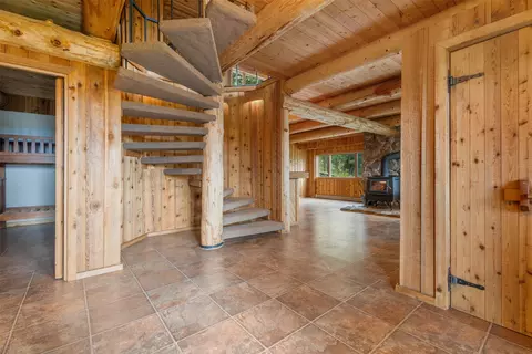 Entry Way - 714 Eagles Roost Ln, Hamilton, MT 59840 photo 1 of 1