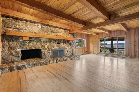 Living - 714 Eagles Roost Ln, Hamilton, MT 59840 photo 4 of 5
