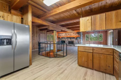 Kitchen - 714 Eagles Roost Ln, Hamilton, MT 59840 photo 5 of 5