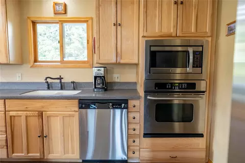Kitchen - 584 Mack Rd, Libby, MT 59923 photo 3 of 4