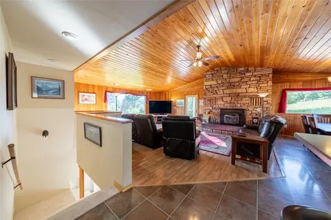 Living - 584 Mack Rd, Libby, MT 59923 photo 5 of 8