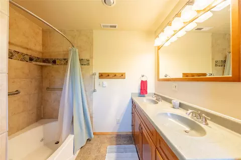 Bath - 584 Mack Rd, Libby, MT 59923 photo 5 of 8