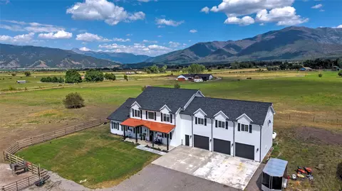 26190 Sliding Horse Ln, Arlee, MT 59821