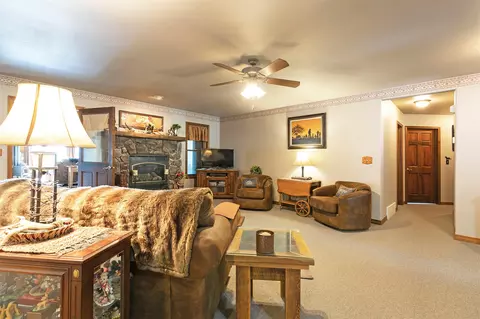 Living - 511 499 Gold Creek Loop, Hamilton, MT 59840 photo 3 of 8