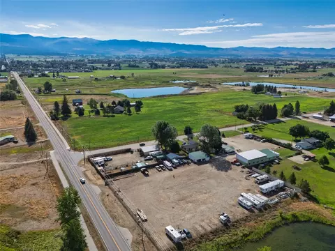 1033 Old Corvallis Rd, Corvallis, MT 59828