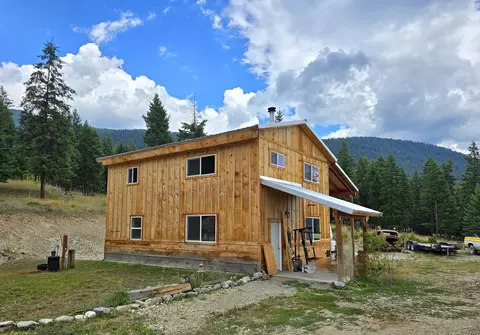 15 Genesis Ln, Trout Creek, MT 59874