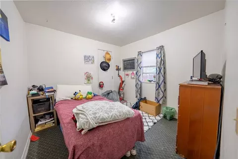 Bedroom - 620 W 1st St, Libby, MT 59923 photo 2 of 2