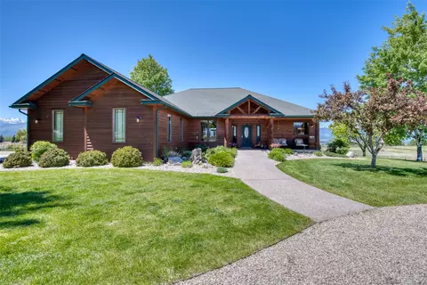 649 Warbler Ln, Corvallis, MT 59828