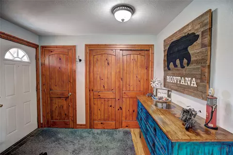Entry Way - 904 4th St E, Polson, MT 59860 photo 1 of 2