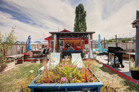 Exterior - 904 4th St E, Polson, MT 59860 photo 14 of 16