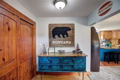Entry Way - 904 4th St E, Polson, MT 59860 photo 2 of 2