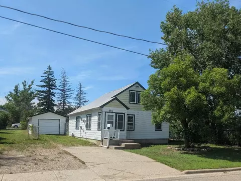 305 8th Ave N, Shelby, MT 59474