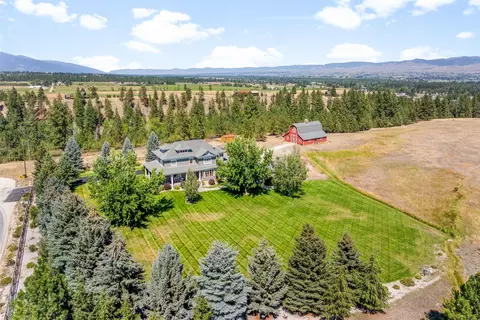 290 Bowman Rd, Hamilton, MT 59840