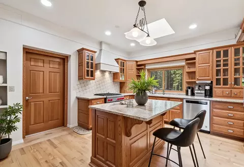 Kitchen - 551 Ranch Rd, Bigfork, MT 59911 photo 4 of 6